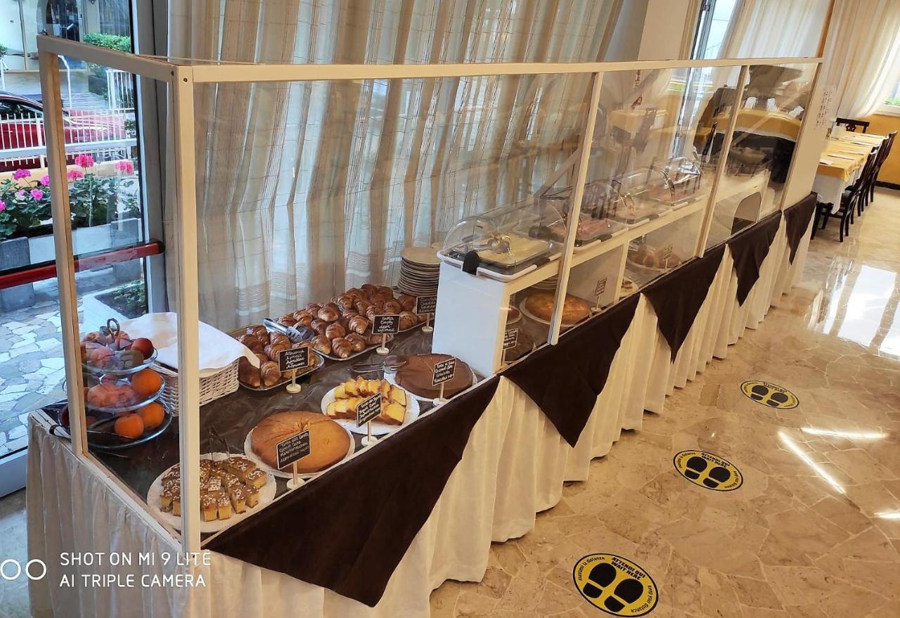 Mantovani Hotel Mariu Rimini Luaran gambar