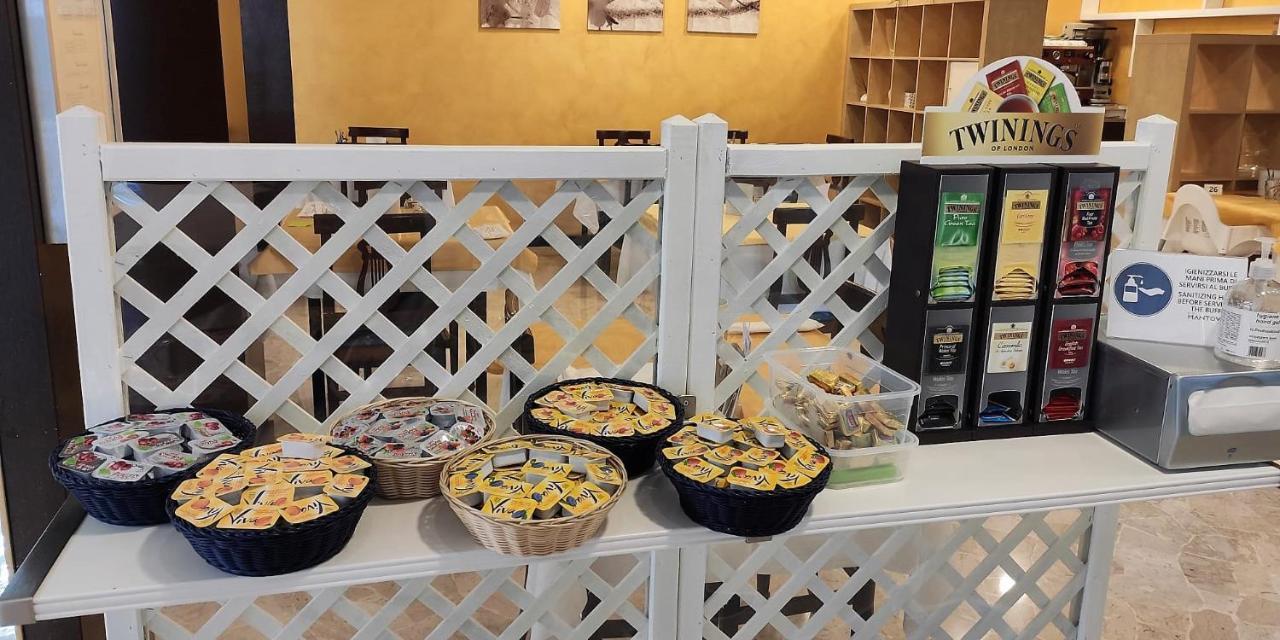 Mantovani Hotel Mariu Rimini Luaran gambar
