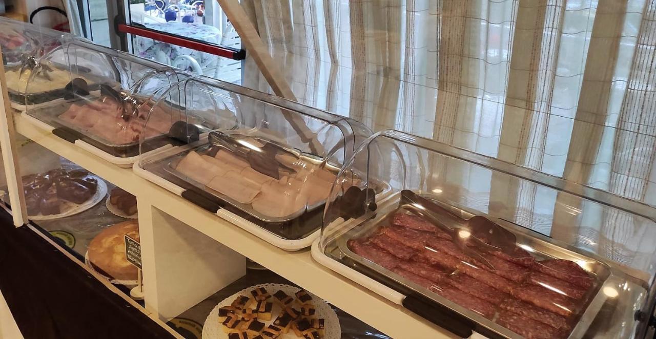 Mantovani Hotel Mariu Rimini Luaran gambar