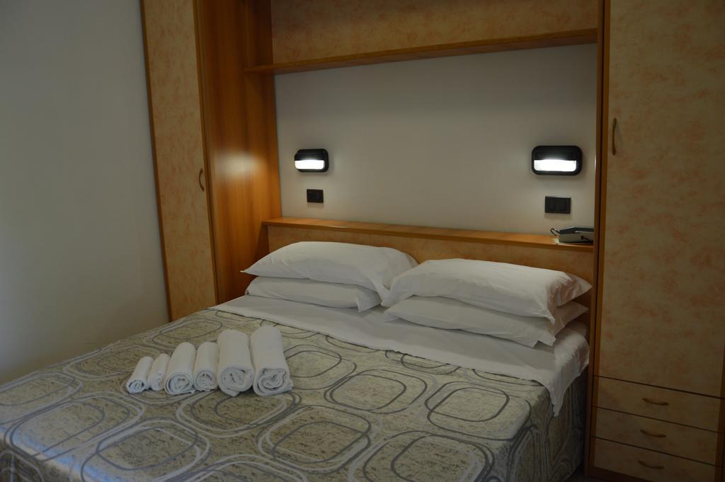 Mantovani Hotel Mariu Rimini Bilik gambar