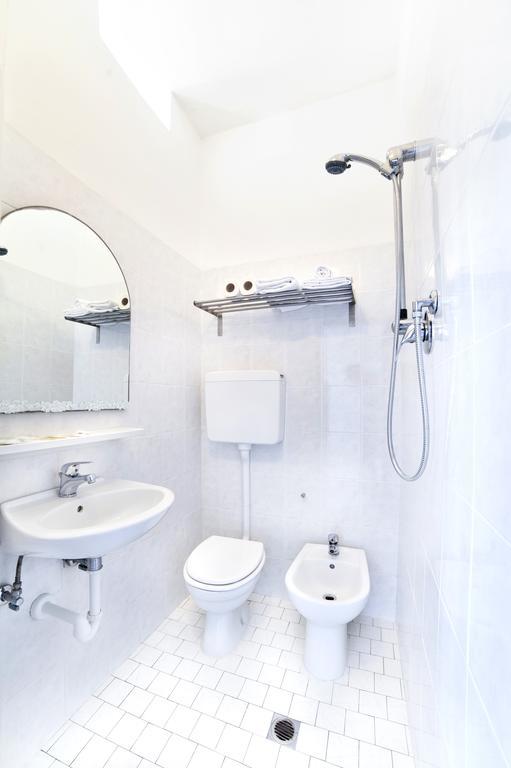 Mantovani Hotel Mariu Rimini Luaran gambar